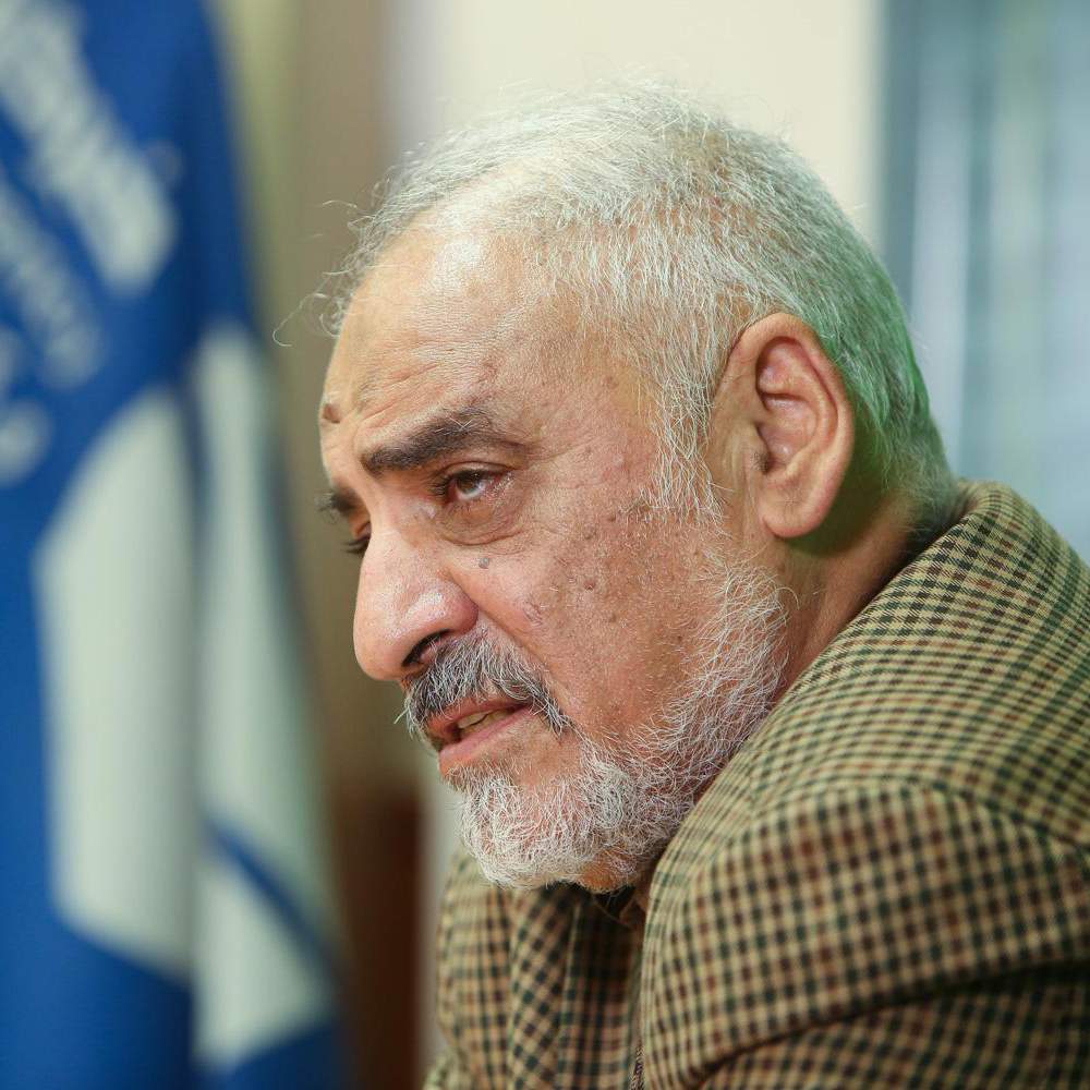 دکتر احمد دستمالچیان