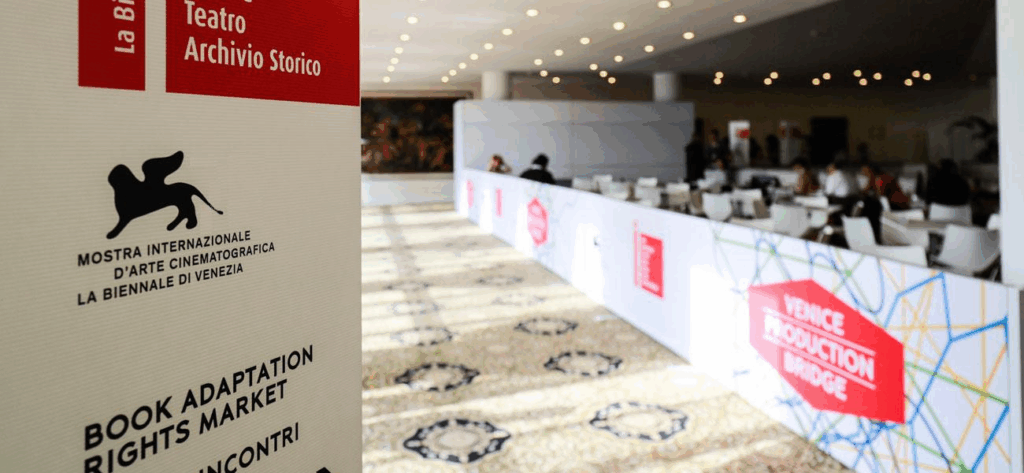 جشنواره ونیز 2025 Book